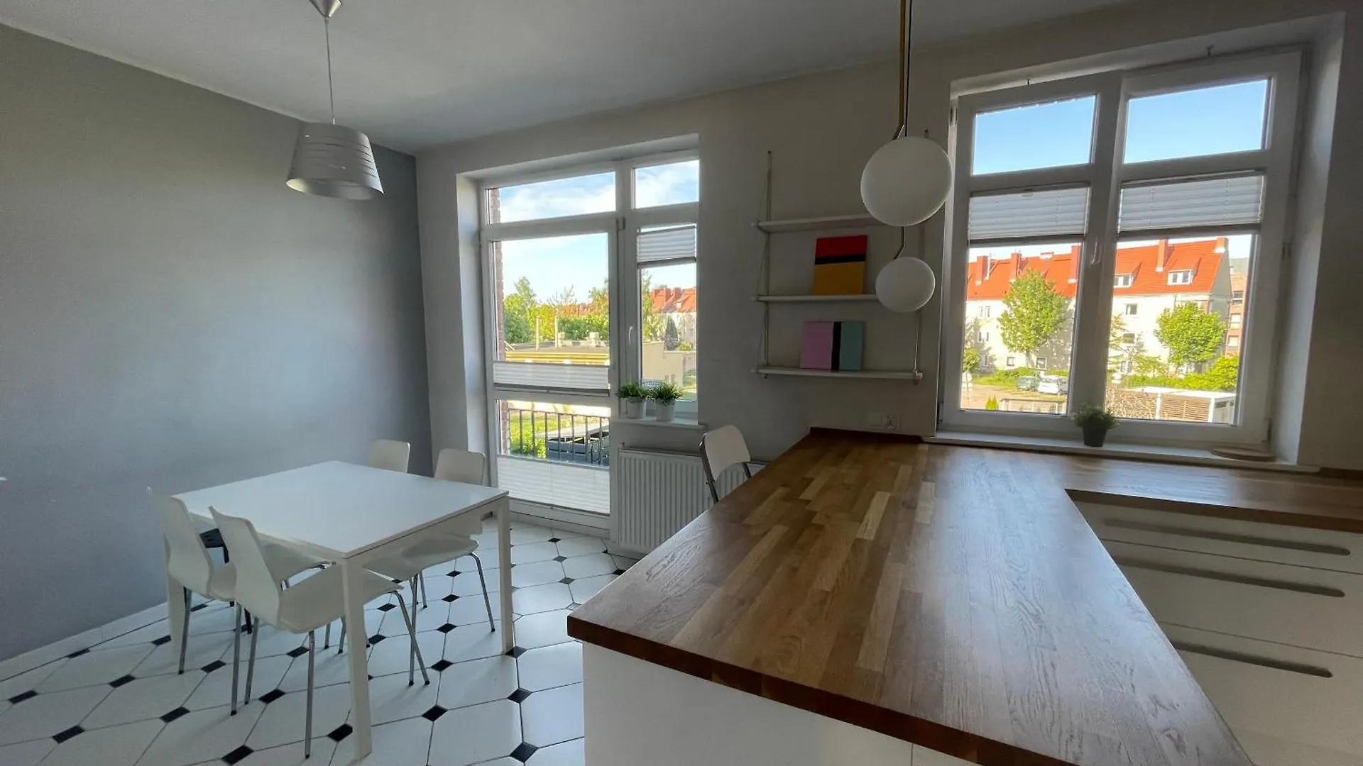Beautiful Apartment In Central Gdańsk